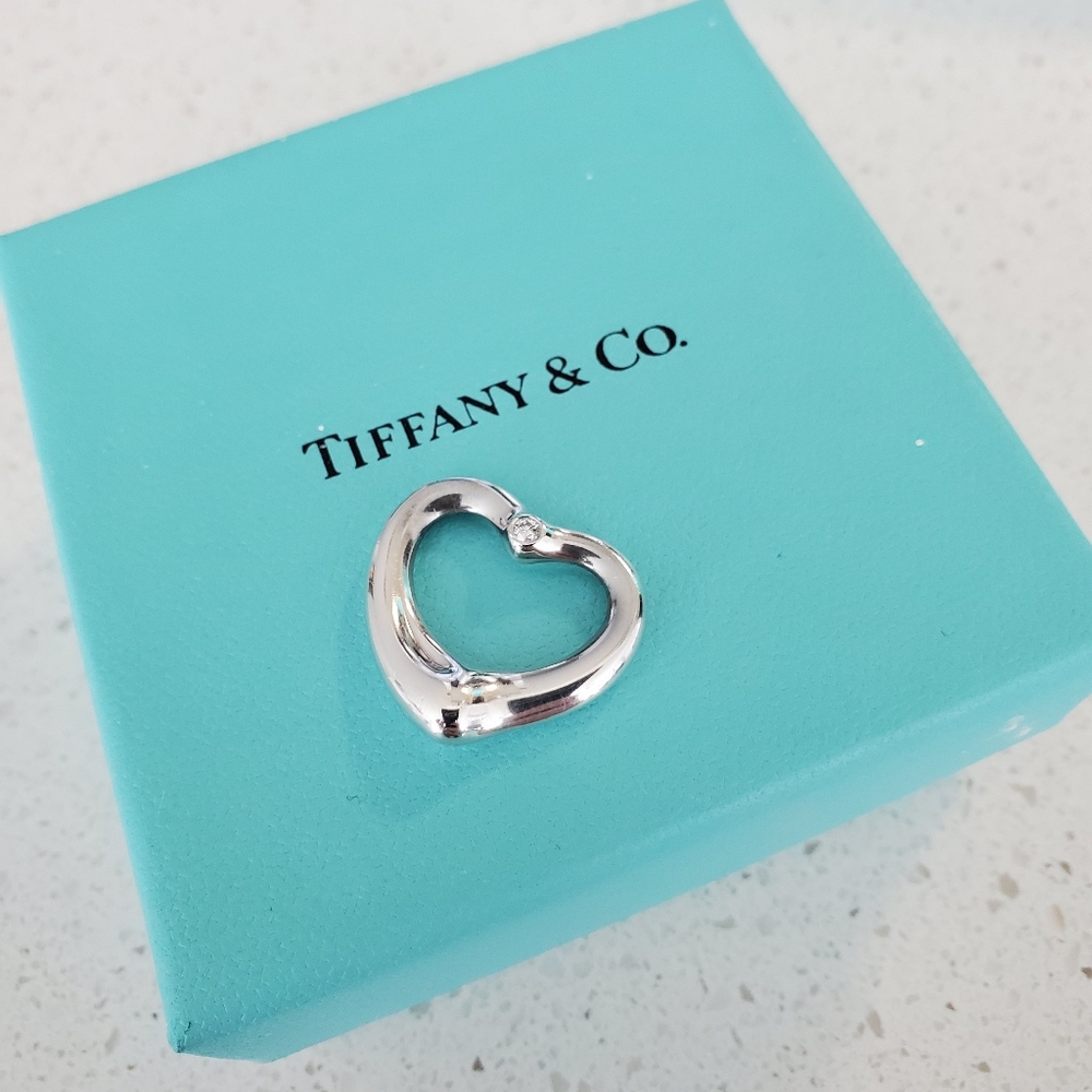 Tiffany charm with diamond by Elsa Peretti